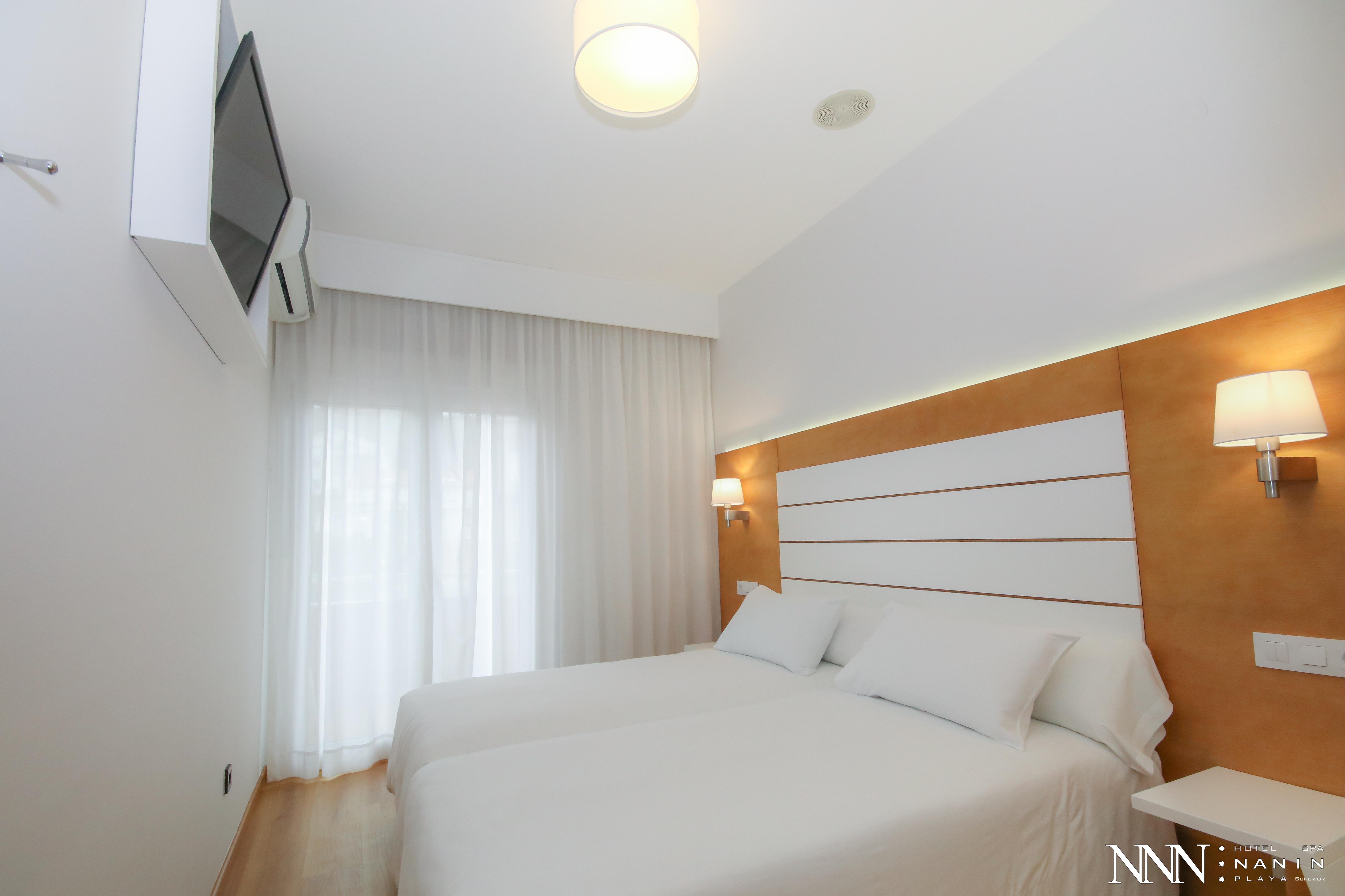 Hotel Spa Nanin Playa Sanxenxo Kültér fotó