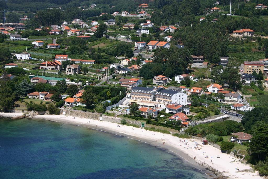 Hotel Spa Nanin Playa Sanxenxo Kültér fotó
