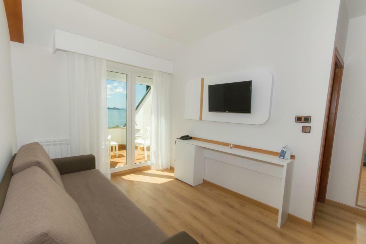 Hotel Spa Nanin Playa Sanxenxo Kültér fotó